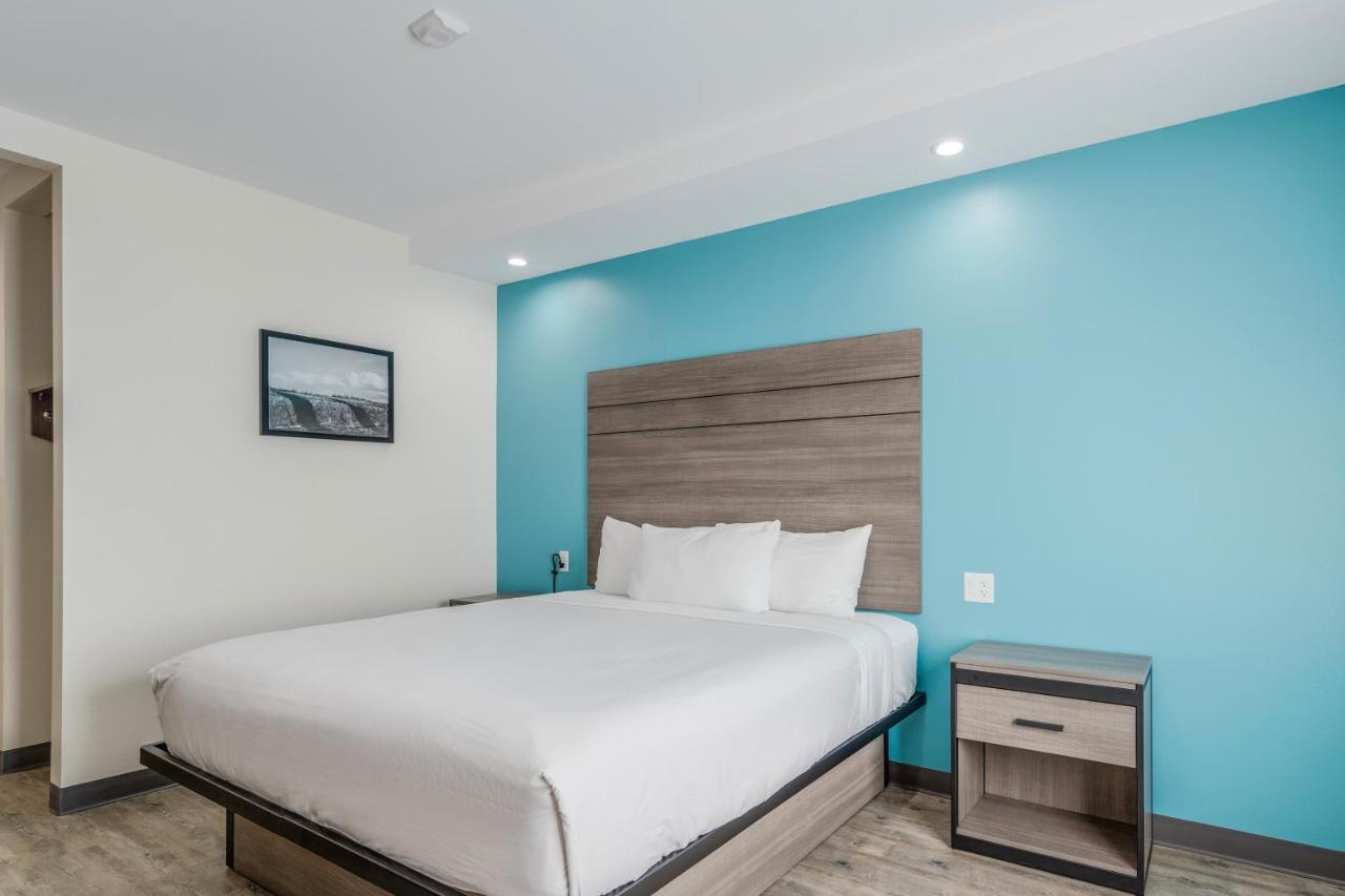 Americas Best Value Inn & Suites Katy Exteriör bild
