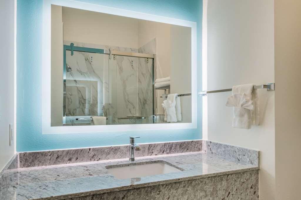 Americas Best Value Inn & Suites Katy Exteriör bild